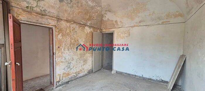 Casa con 5 locali in vendita in Via Salemi, Trapani