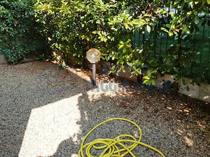 Appartamento trilocale in affitto in Via San Francesco, Taggia