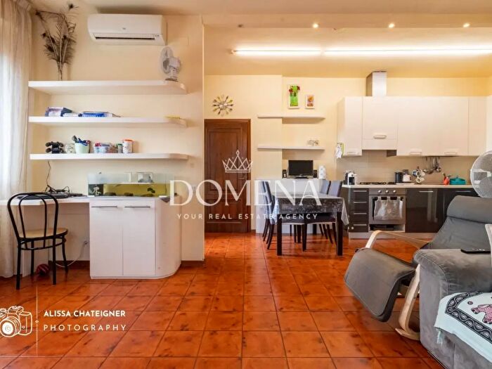 Appartamento con 6 locali in vendita in Monteriggioni