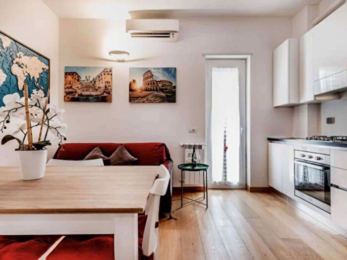 Appartamento bilocale in affitto in Via del Gelsomino, Gregorio VII Piccolomini, Roma