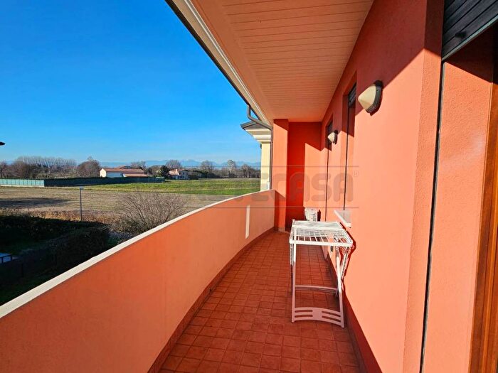 Appartamento bilocale in affitto in VIA DELLE GINESTRE, Centro, Camisano Vicentino