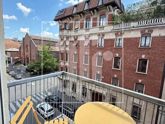 Appartamento quadrilocale in affitto in Via Ennio, Martini Insubria, Milano