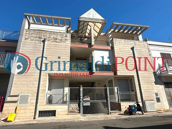 Appartamento trilocale in vendita in Via Antonio Gramsci, Lequile