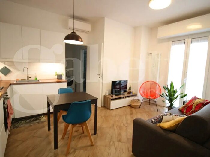 Appartamento bilocale in vendita in Via Albani, Milano