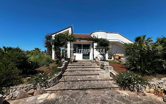 Casa con 9 locali in vendita in Strada Vicinale Murica, Corigliano DOtranto