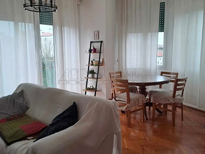 Appartamento con 6 locali in vendita in Padova