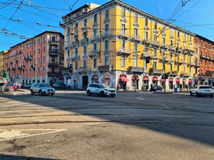 Appartamento monolocale in affitto in Via farini carlo, Farini, Milano