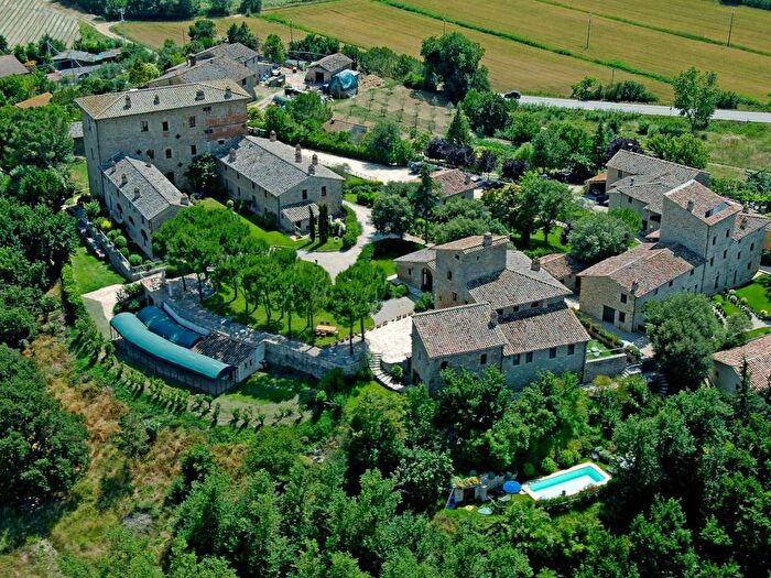 Appartamento trilocale in affitto in Vocabolo Monticelli, Marsciano