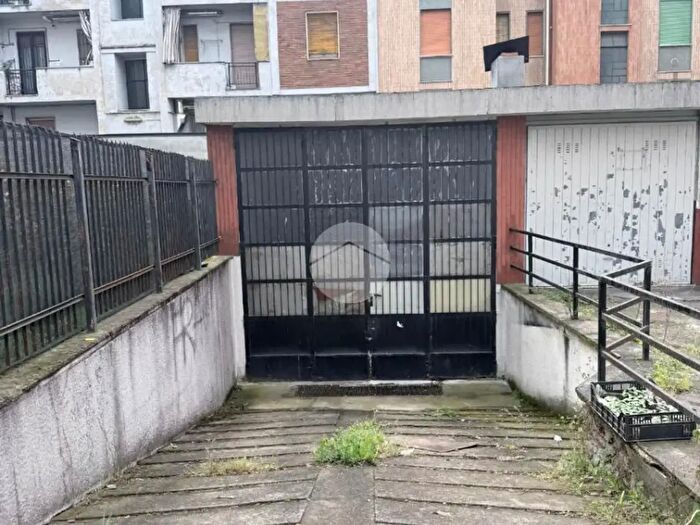 Casa monolocale in vendita in Via Monte Aprica, Baranzate