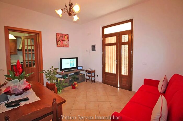 Appartamento quadrilocale in vendita in Via Piave, Torrita Di Siena