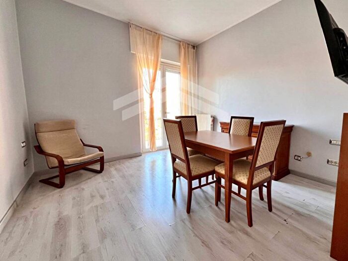 Appartamento quadrilocale in affitto in Viale Elena, Centro, Campobasso