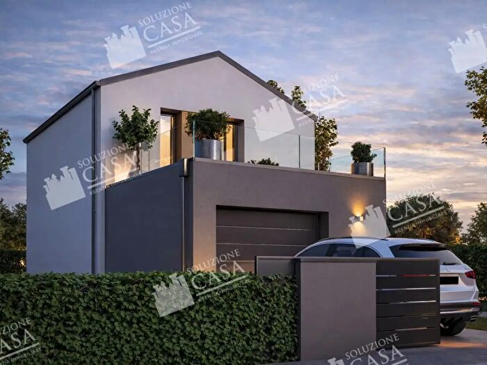 Casa quadrilocale in vendita in San Pietro In Casale