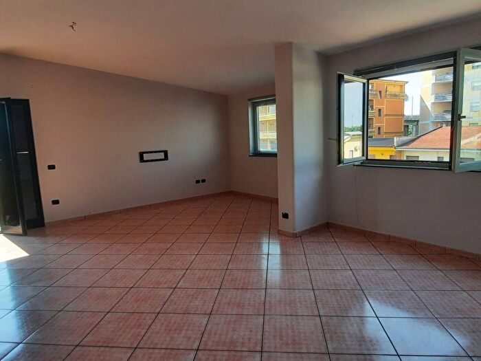 Appartamento bilocale in affitto in Viale Europa, Aversa