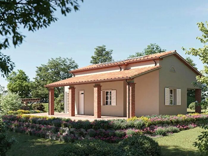 Casa con 7 locali in vendita in Cecina