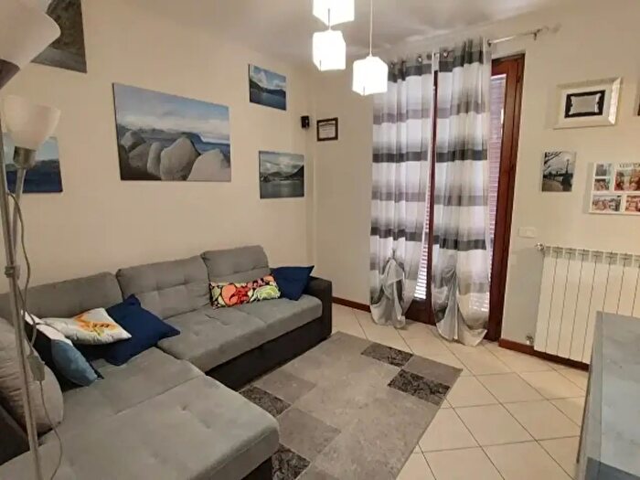 Casa con 6 locali in vendita in Arezzo