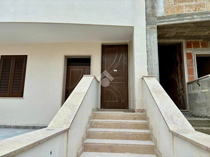 Casa trilocale in vendita in Via Soletum, Alezio