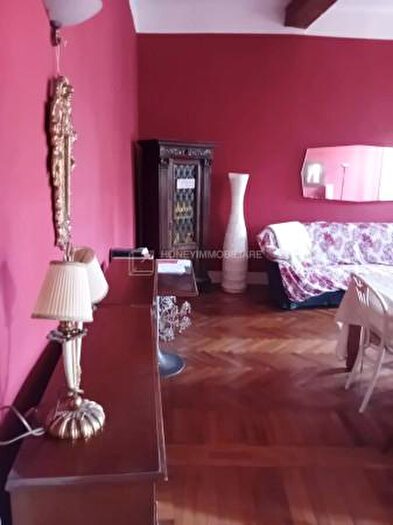 Appartamento con 6 locali in vendita in Strada della Repubblica, Parma