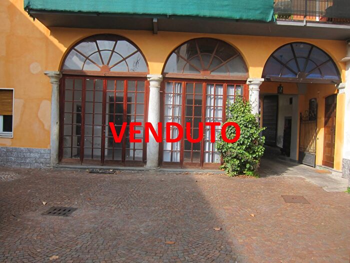 Appartamento in vendita in Comabbio Varese Lombardia Italia, Comabbio