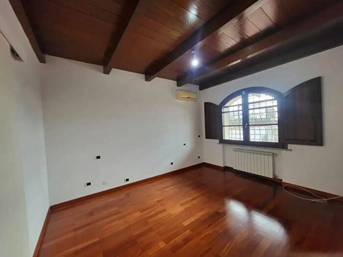 Casa con 5 locali in vendita in Via Monte Argentario, Fonte Nuova