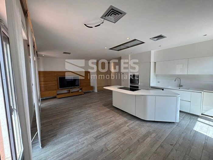 Appartamento quadrilocale in vendita in Via Carlo Pisacane, Figline e Incisa Valdarno