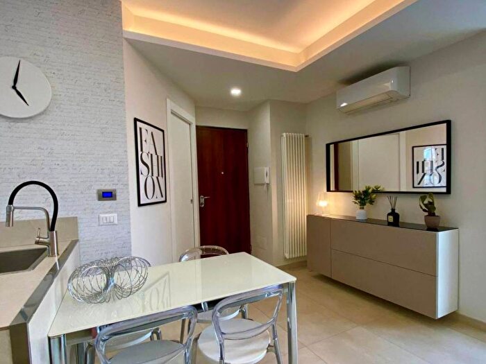 Casa monolocale in affitto in Via Simone Ghini, Giardinetti, Roma