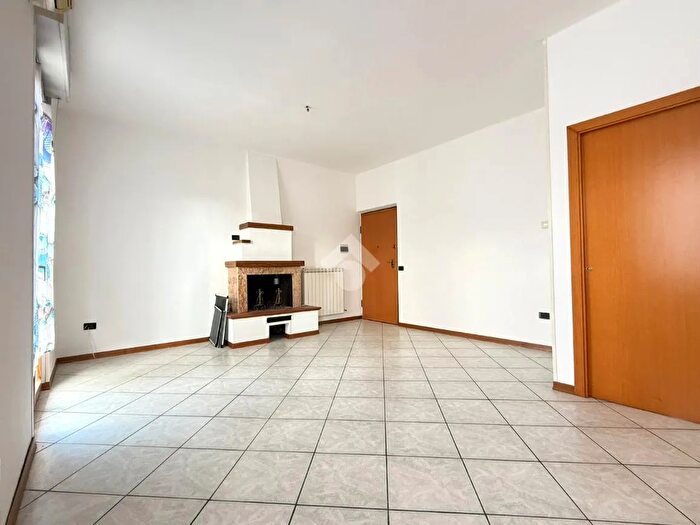 Appartamento trilocale in vendita in V dei Meli, Ascoli Piceno