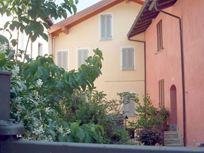 Appartamento trilocale in affitto in Via Broletto, Centro, Monvalle