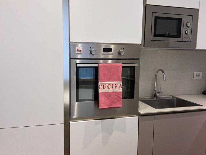 Appartamento bilocale in affitto in Via Gaudenzio Ferrari, Corso Genova, Milano