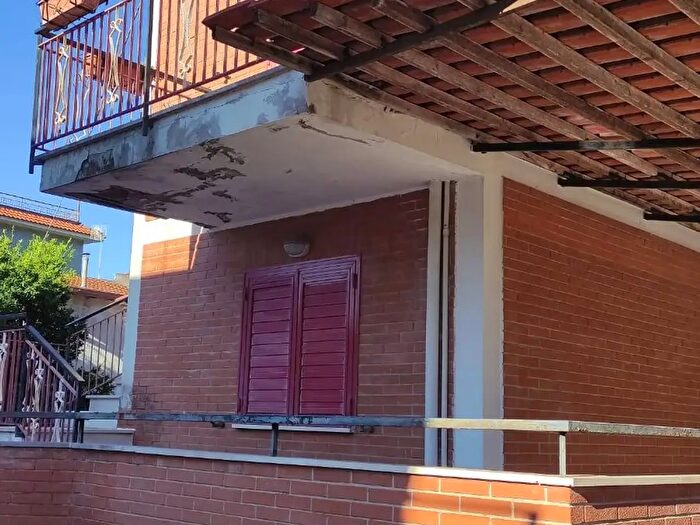 Casa con 7 locali in vendita in Via degli Archi, Minturno