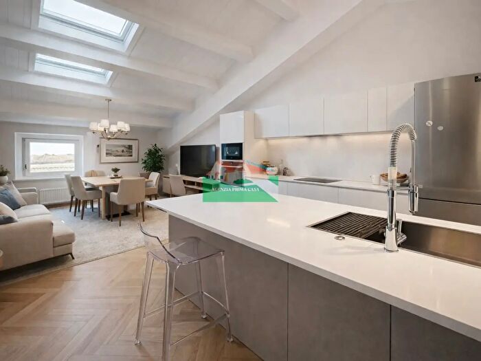 Appartamento trilocale in vendita in Via Pier Traversari, Ravenna