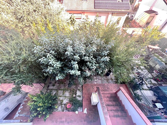 Casa con 8 locali in vendita in Via Viareggio, Cesena