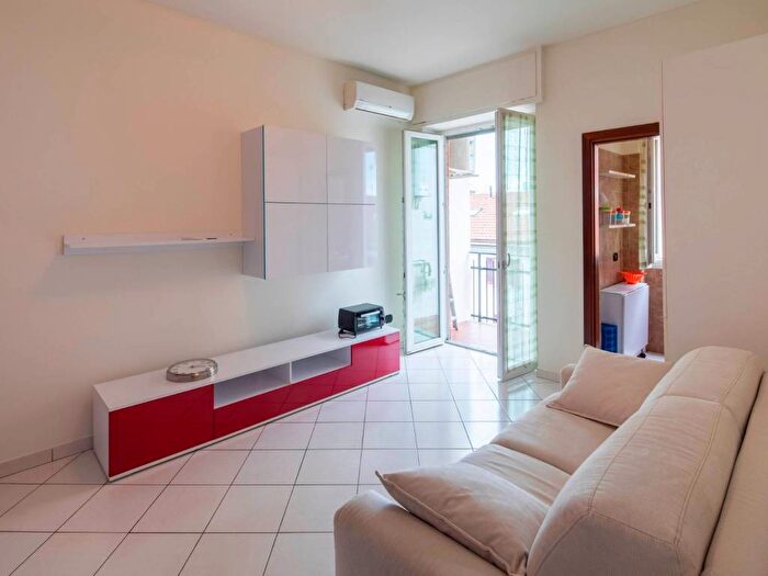 Appartamento monolocale in affitto in Viale Monza, Pasteur, Milano