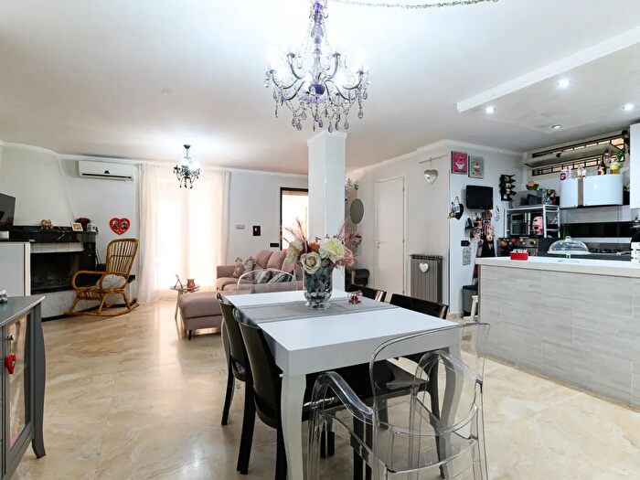 Casa con 5 locali in vendita in Via Urbano Rattazzi, Tivoli