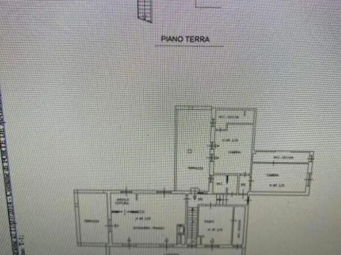 Appartamento con 8 locali in affitto in Forte Dei Marmi