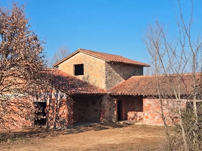 Casa bilocale in vendita in Frazione Romazzano, Todi