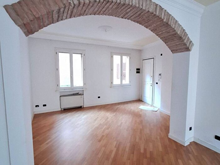 Appartamento con 5 locali in affitto in Rua Dei Frati Minori, Centro Storico, Modena