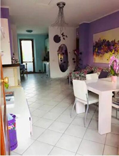 Appartamento trilocale in vendita in Via Aretina, Asciano