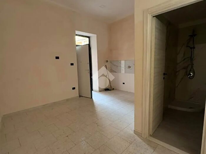 Appartamento monolocale in affitto in Via Fratelli Rosselli, Afragola