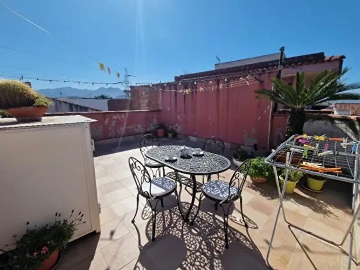 Casa con 6 locali in vendita in Via Garrisi, Milazzo