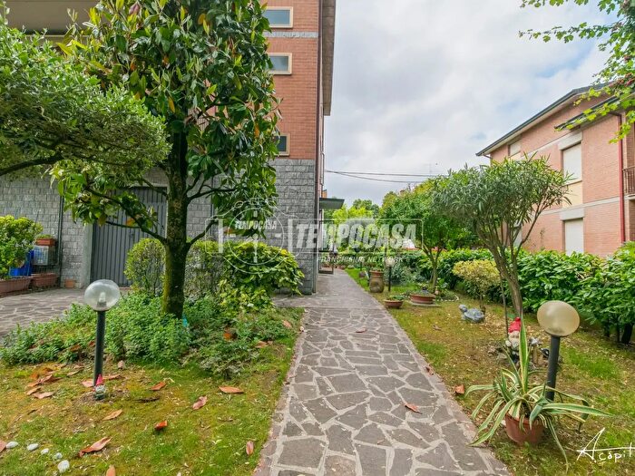 Appartamento quadrilocale in vendita in Via Alessandro Volta, Soliera