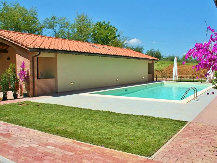 Appartamento bilocale in vendita in Castiglione Del Lago