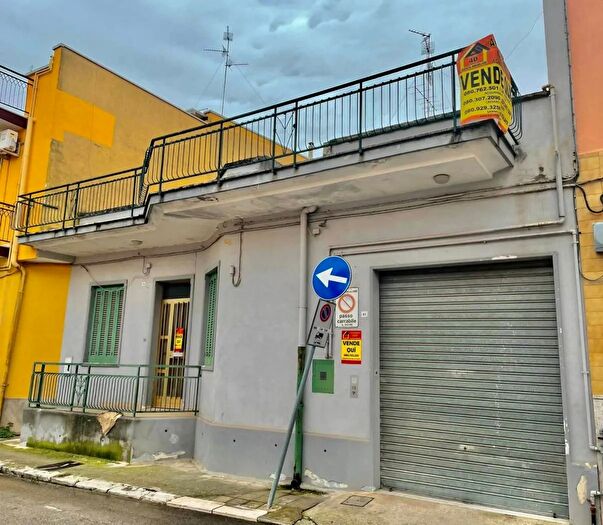 Casa con 8 locali in vendita in Indirizzo Via Vincenzo Cirielli, Acquaviva Delle Fonti
