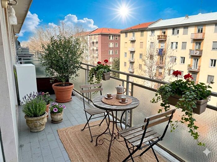 Appartamento bilocale in affitto in Via Giosuè Borsi, Navigli Darsena, Milano