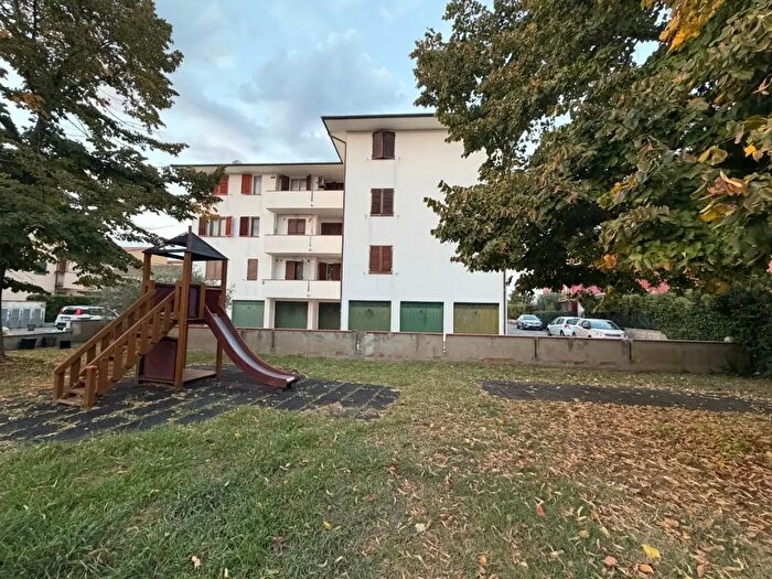 Appartamento trilocale in vendita in Ia Cavour, Calcinaia