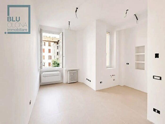 Appartamento bilocale in vendita in Via Mac Mahon, Milano