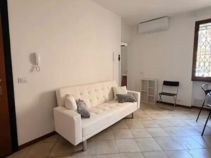 Appartamento bilocale in vendita in Via Tonale, Cesano Maderno
