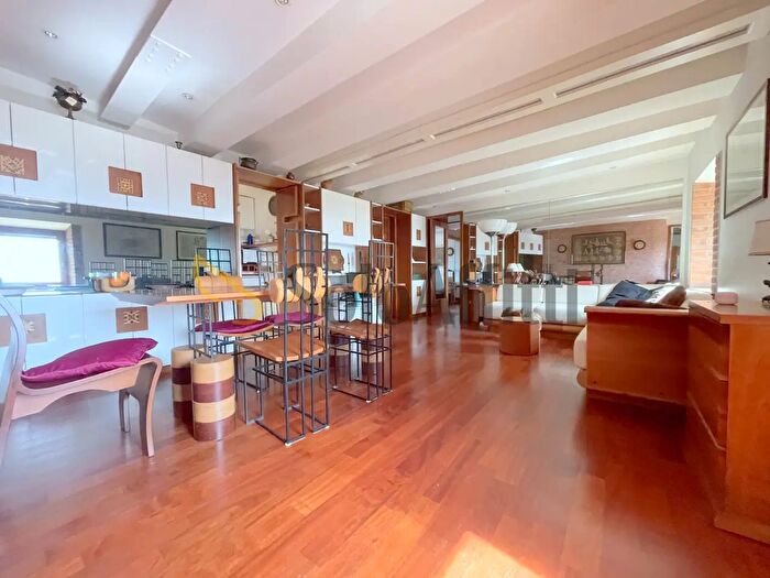 Appartamento con 5 locali in affitto in Osimo