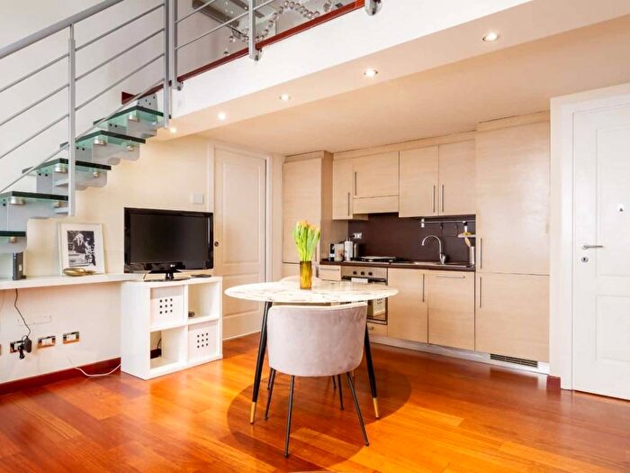 Appartamento monolocale in affitto in Via L Cagnola, Arco della Pace, Milano