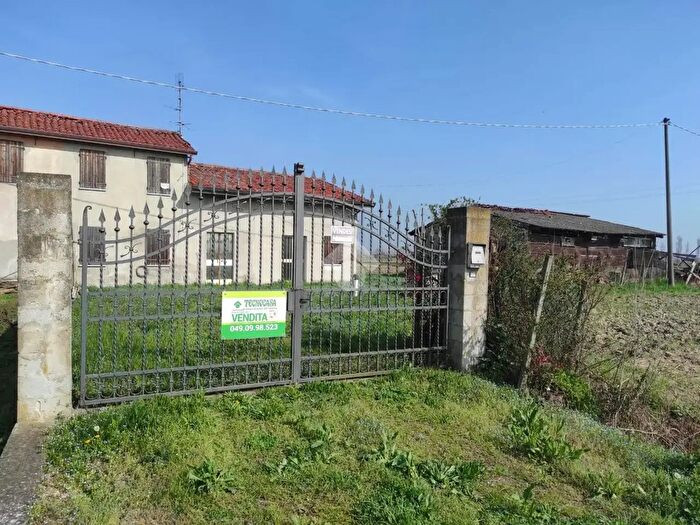 Casa quadrilocale in vendita in Via della Resistenza, Camponogara