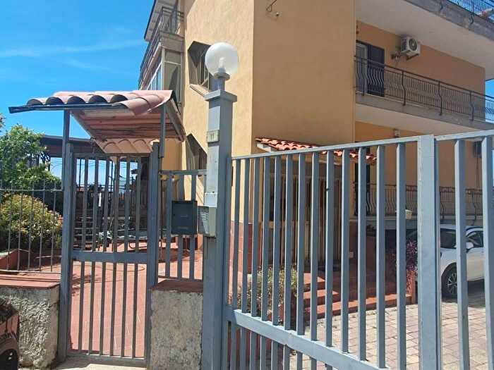 Appartamento bilocale in affitto in Traversa Pisano, Pozzuoli Alta, Pozzuoli